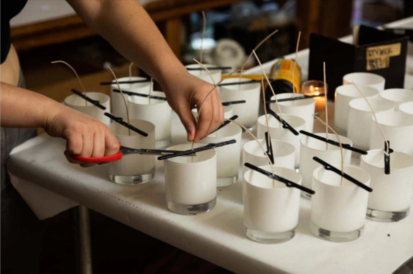Candle Sip & Pour Experience @ Daisy's NA Bar - Light Your Way